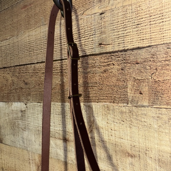 Thread and Canvas Company waxed canvas cinch top bucket bag cranberry - Picture 9 of 16